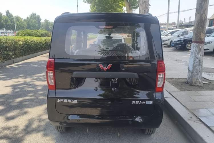 Used Wuling Zhiguang New Energy 2025 Model 305km Ambitious Edition Rear