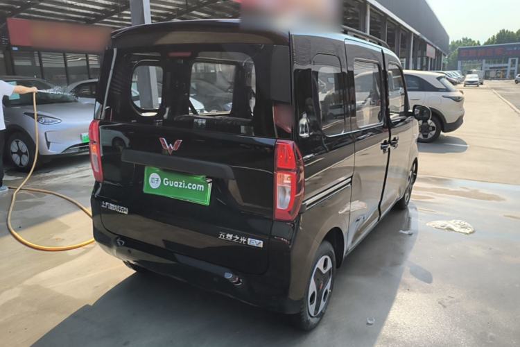 Used Wuling Zhiguang New Energy 2025 Model 305km Ambitious Edition Rear Right 45 Deg