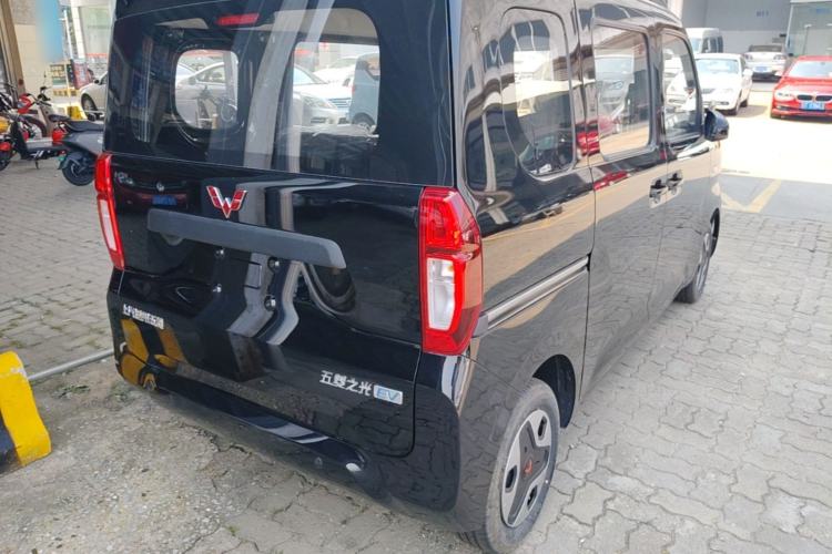 Used Wuling Zhiguang New Energy 2025 Comfort Model Rear Right 45 Deg