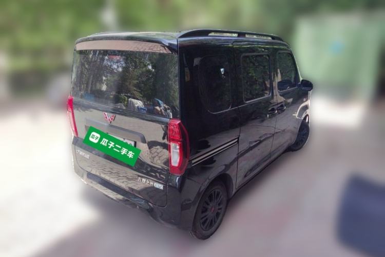 Used Wuling Zhiguang New Energy 2025 Model 305km Ambitious Edition Rear Right 45 Deg