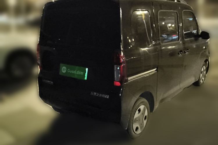 Used Wuling Zhiguang New Energy 2025 Model 305km Ambitious Edition Rear Right 45 Deg