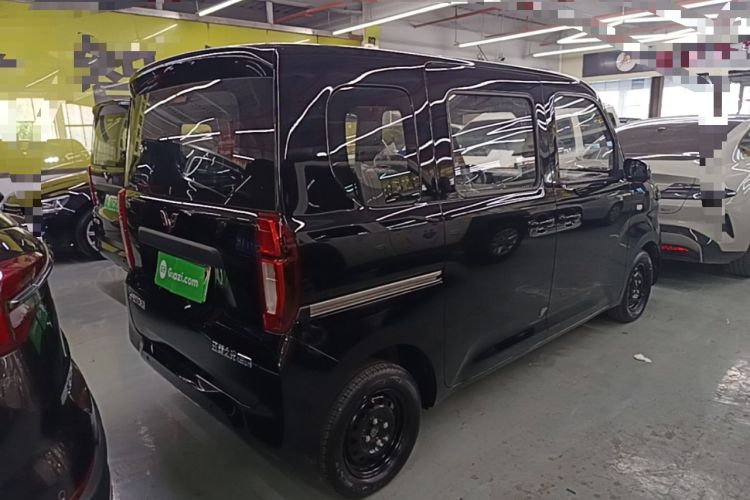 Used Wuling Zhiguang New Energy 2025 Standard Model Rear Right 45 Deg