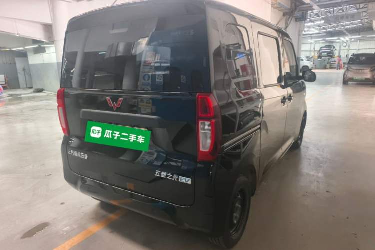 Used Wuling Zhiguang New Energy 2025 Standard Model Rear Right 45 Deg