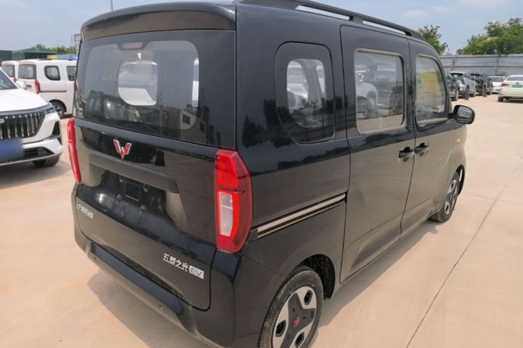 Used Wuling Zhiguang New Energy 2025 Comfort Model Rear Right 45 Deg