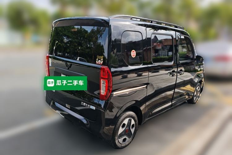 Used Wuling Zhiguang New Energy 2025 Model 305km Ambitious Edition Rear Right 45 Deg