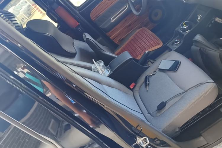 Used Wuling Zhiguang New Energy 2025 Comfort Model Right Front Seat