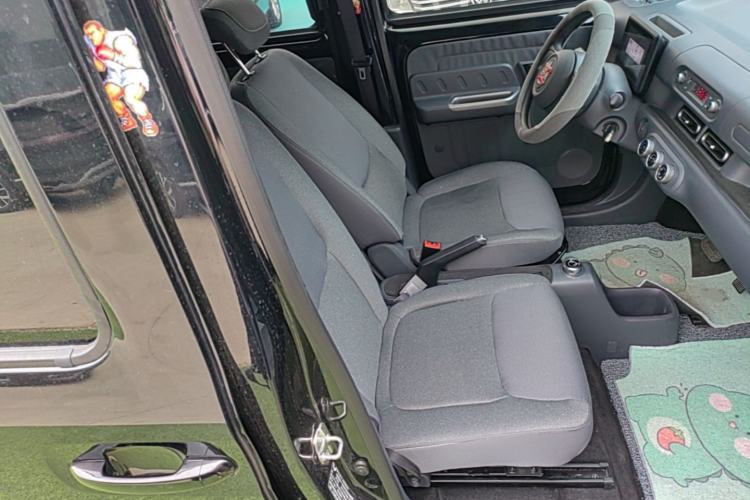Used Wuling Zhiguang New Energy 2025 Comfort Model Right Front Seat