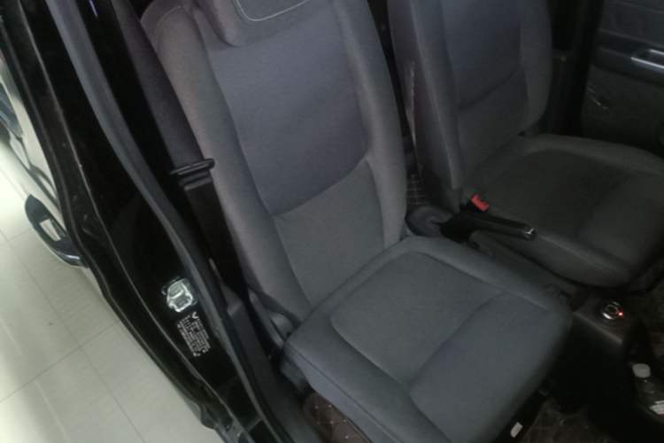 Used Wuling Zhiguang New Energy 2025 Comfort Model Right Front Seat