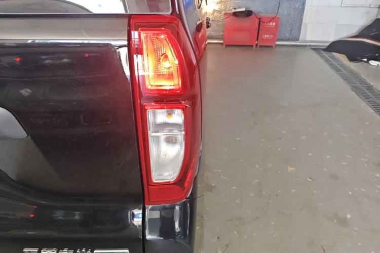 Used Wuling Zhiguang New Energy 2025 Standard Model Right Rear Taillight