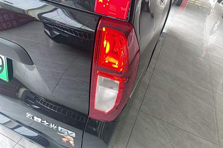 Used Wuling Zhiguang New Energy 2025 Comfort Model Right Rear Taillight