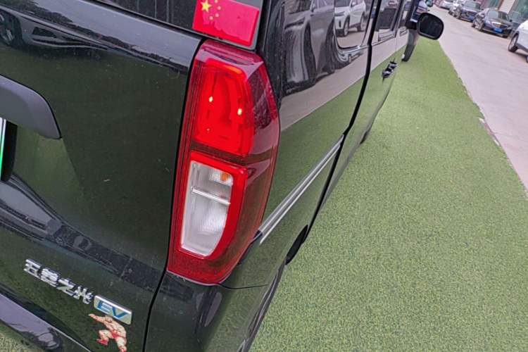 Used Wuling Zhiguang New Energy 2025 Comfort Model Right Rear Taillight
