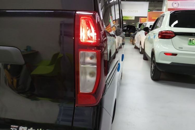Used Wuling Zhiguang New Energy 2025 Comfort Model Right Rear Taillight