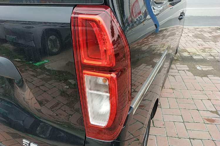 Used Wuling Zhiguang New Energy 2025 Comfort Model Right Rear Taillight