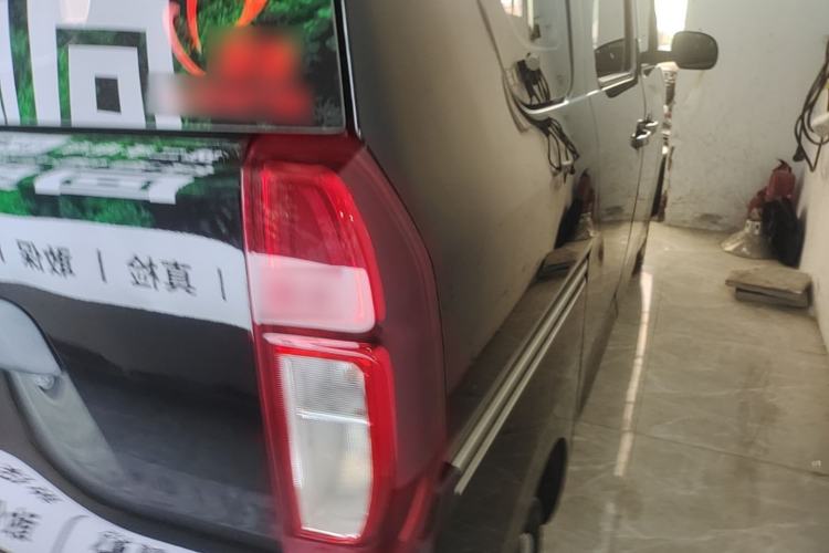 Used Wuling Zhiguang New Energy 2025 Standard Model Right Rear Taillight