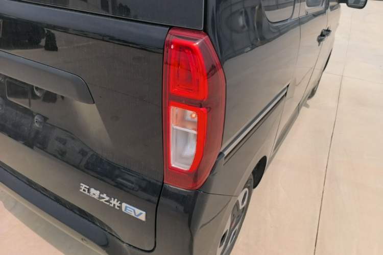 Used Wuling Zhiguang New Energy 2025 Comfort Model Right Rear Taillight