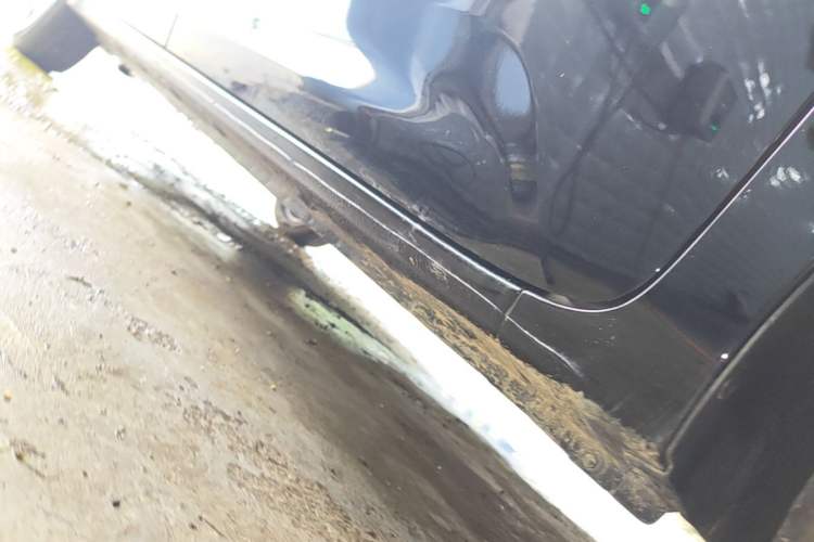 Used Wuling Zhiguang New Energy 2025 Model 305km Ambitious Edition Right Side Sill