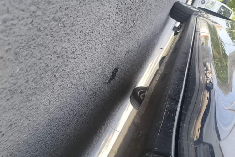 Used Wuling Zhiguang New Energy 2025 Model 305km Ambitious Edition Right Side Sill