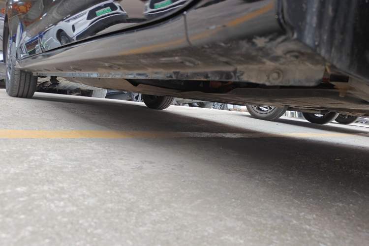 Used Wuling Zhiguang New Energy 2025 Comfort Model Right Side Sill