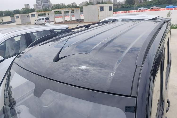Used Wuling Zhiguang New Energy 2025 Model 305km Ambitious Edition Roof