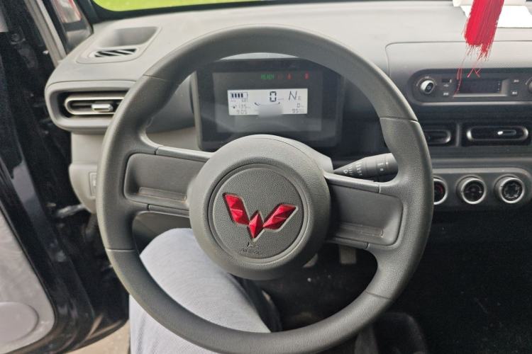 Used Wuling Zhiguang New Energy 2025 Comfort Model Steering Wheel
