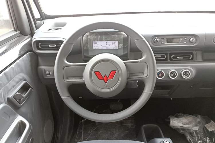 Used Wuling Zhiguang New Energy 2025 Comfort Model Steering Wheel