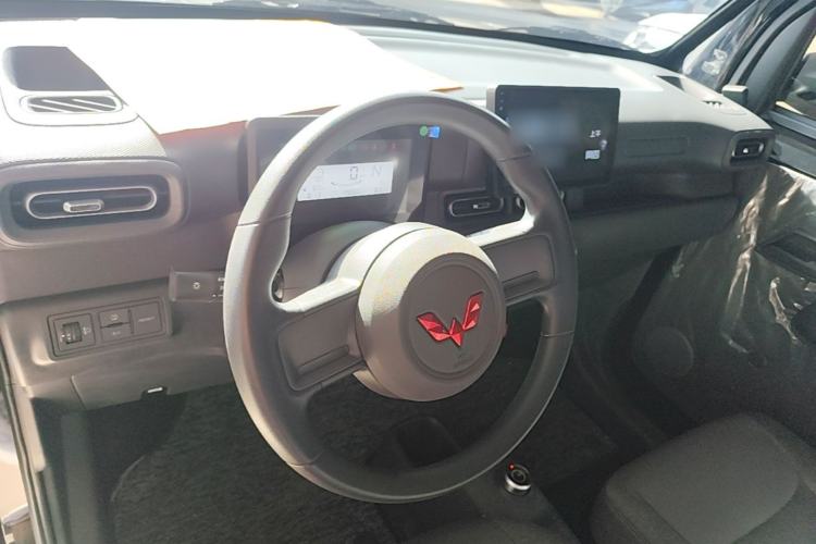 Used Wuling Zhiguang New Energy 2025 Comfort Model Steering Wheel