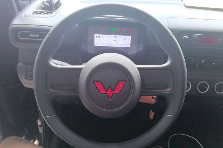 Used Wuling Zhiguang New Energy 2025 Comfort Model Steering Wheel
