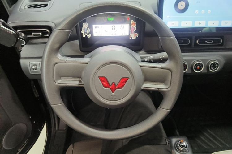 Used Wuling Zhiguang New Energy 2025 Standard Model Steering Wheel