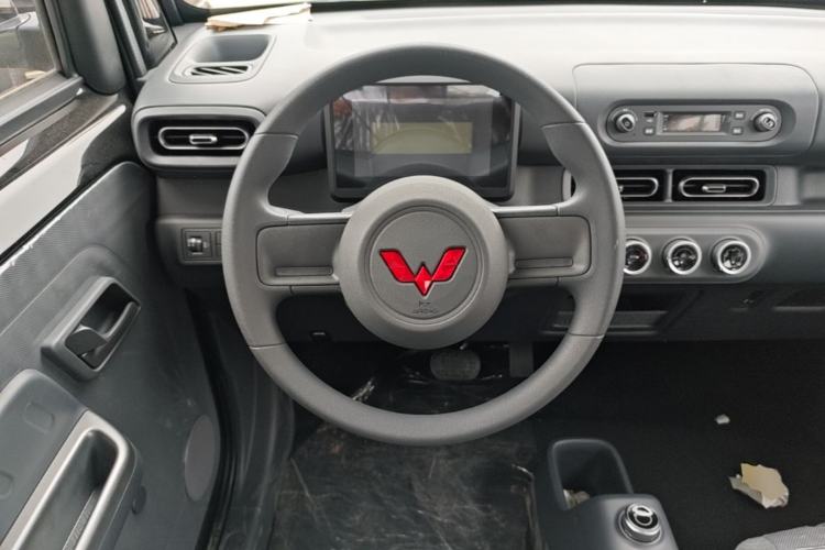 Used Wuling Zhiguang New Energy 2025 Comfort Model Steering Wheel