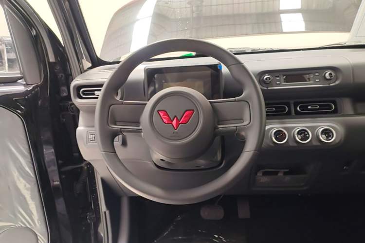 Used Wuling Zhiguang New Energy 2025 Comfort Model Steering Wheel