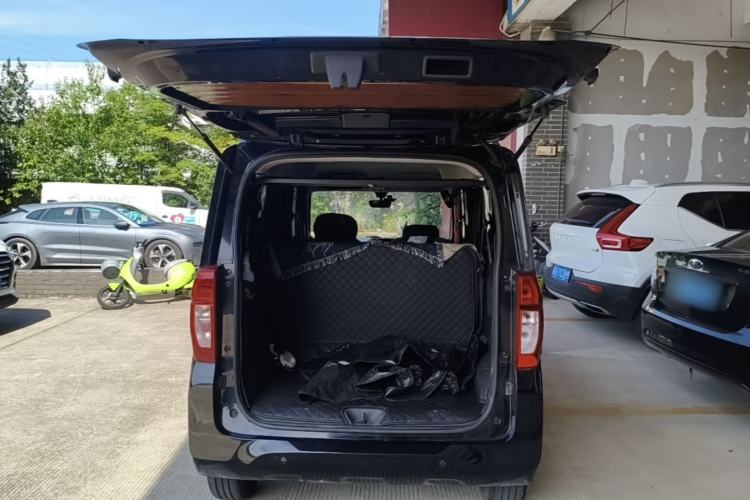 Used Wuling Zhiguang New Energy 2025 Comfort Model Trunk