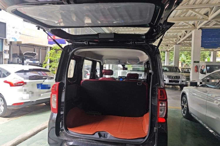 Used Wuling Zhiguang New Energy 2025 Model 305km Ambitious Edition Trunk