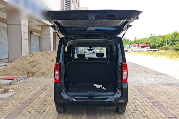 Used Wuling Zhiguang New Energy 2025 Standard Model Trunk
