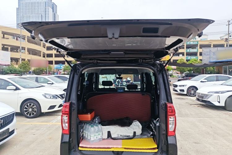 Used Wuling Zhiguang New Energy 2025 Model 305km Ambitious Edition Trunk