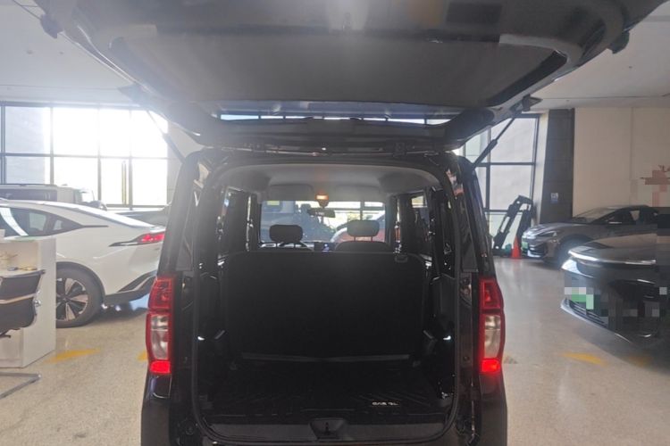 Used Wuling Zhiguang New Energy 2025 Comfort Model Trunk