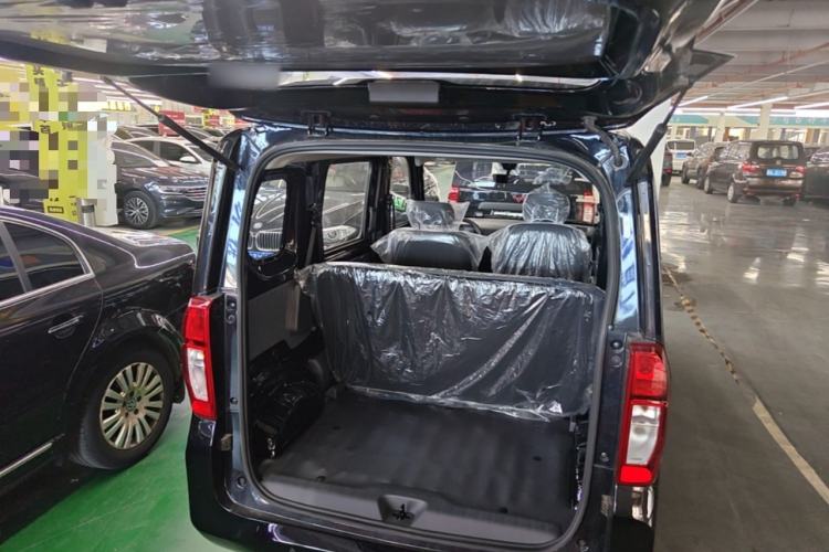 Used Wuling Zhiguang New Energy 2025 Standard Model Trunk