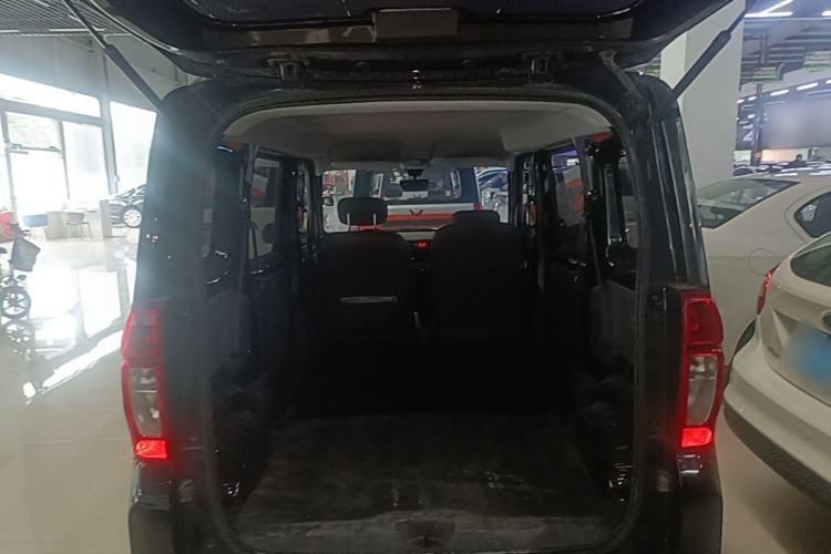 Used Wuling Zhiguang New Energy 2025 Comfort Model Trunk