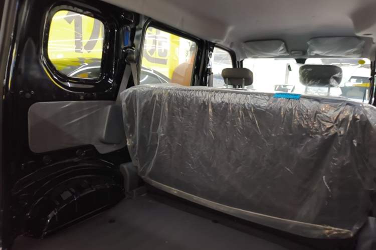Used Wuling Zhiguang New Energy 2025 Standard Model Trunk