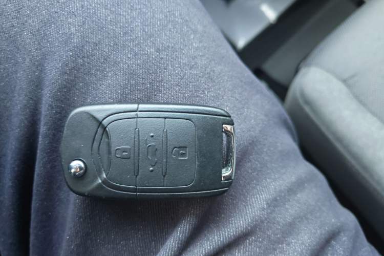 Used Wuling Zhiguang New Energy 2025 Comfort Model Vehicle Key