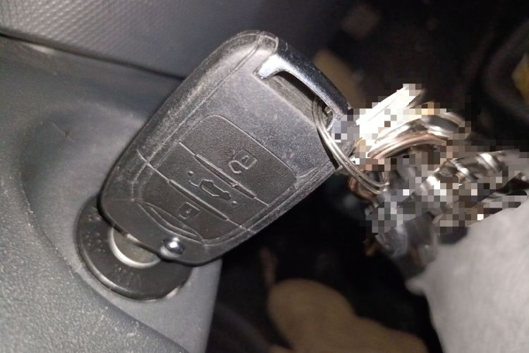Used Wuling Zhiguang New Energy 2025 Comfort Model Vehicle Key