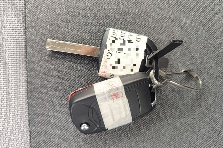 Used Wuling Zhiguang New Energy 2025 Model 305km Ambitious Edition Vehicle Key