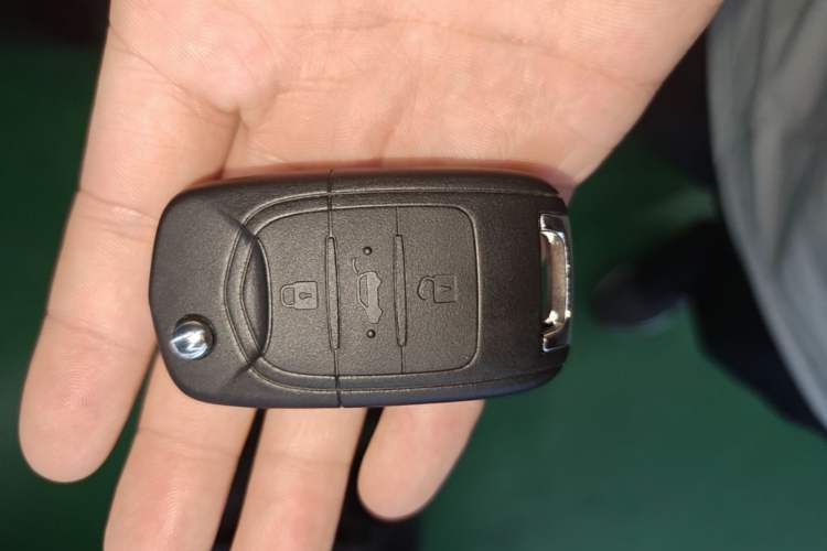 Used Wuling Zhiguang New Energy 2025 Standard Model Vehicle Key