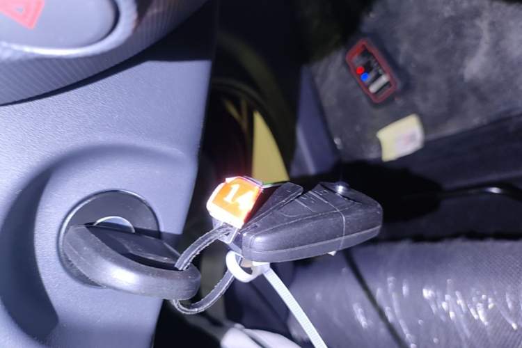Used Wuling Zhiguang New Energy 2025 Standard Model Vehicle Key