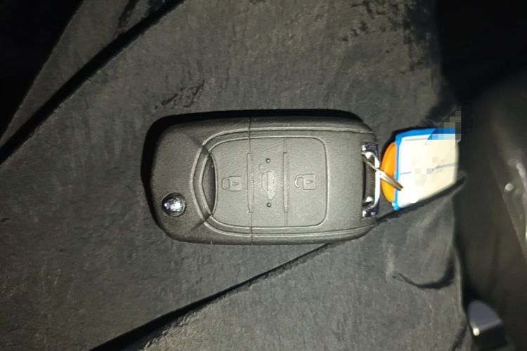 Used Wuling Zhiguang New Energy 2025 Standard Model Vehicle Key