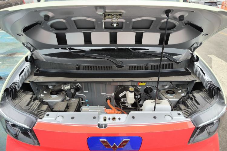 Used Wuling Zhiguang New Energy 2025 Comfort Model Engine Bay