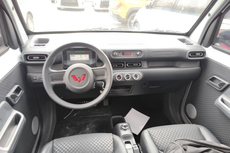 Used Wuling Zhiguang New Energy 2025 Comfort Model Interior 2