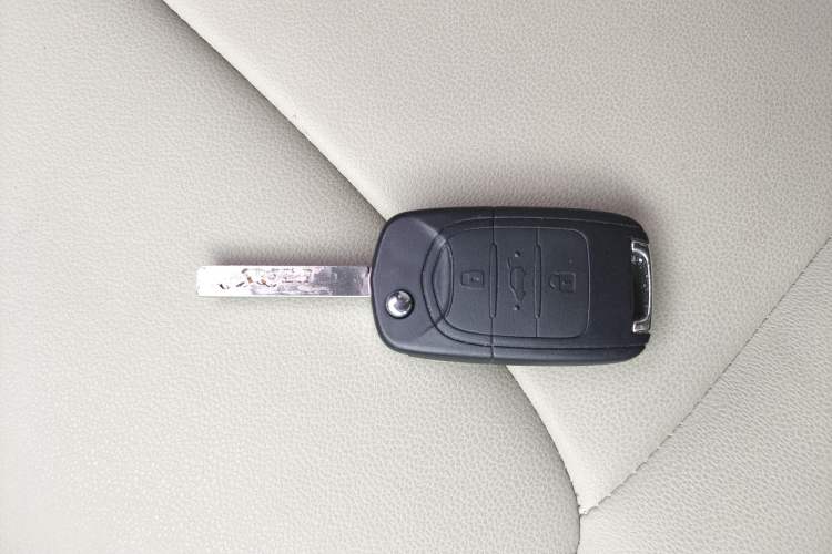 Used Wuling Zhiguang New Energy 2025 Comfort Model Vehicle Key