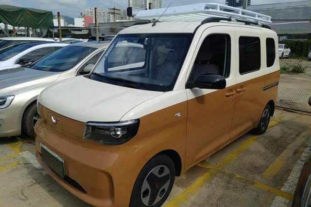 Used Wuling Zhiguang New Energy 2025 Model 305km Ambitious Edition