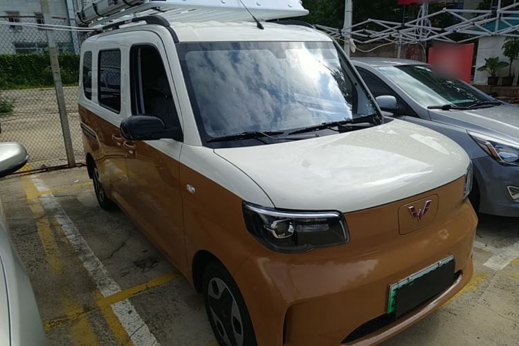 Used Wuling Zhiguang New Energy 2025 Model 305km Ambitious Edition Front Right 45 Deg
