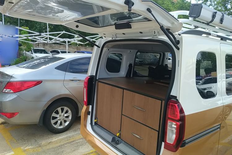 Used Wuling Zhiguang New Energy 2025 Model 305km Ambitious Edition Trunk